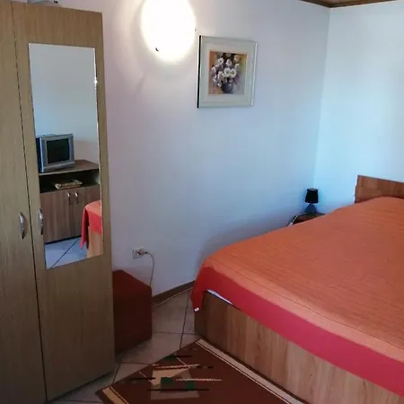 Casa Ecaterina Gasthof Două Mai